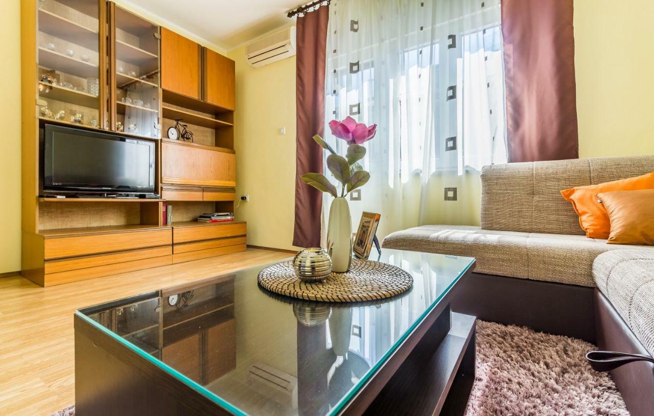 Pula Apartment Екстер'єр фото