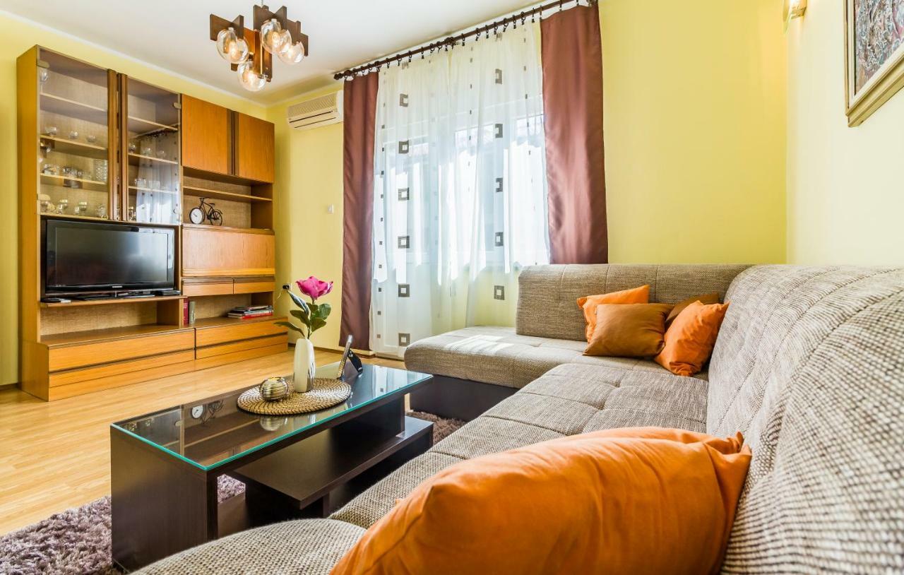 Pula Apartment Екстер'єр фото